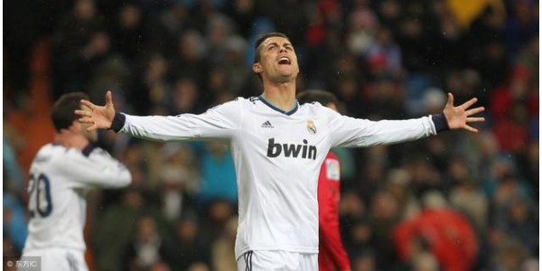 Real Madrid nr. 7 voetbalshirts in de ban